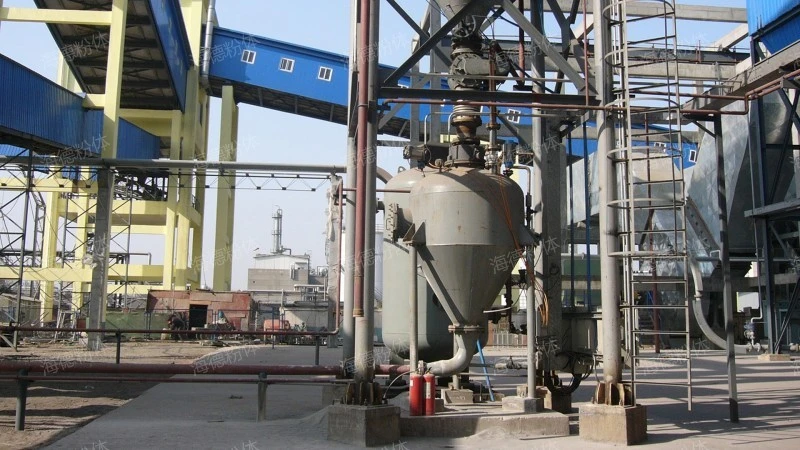 Intermittent silo conveying pump