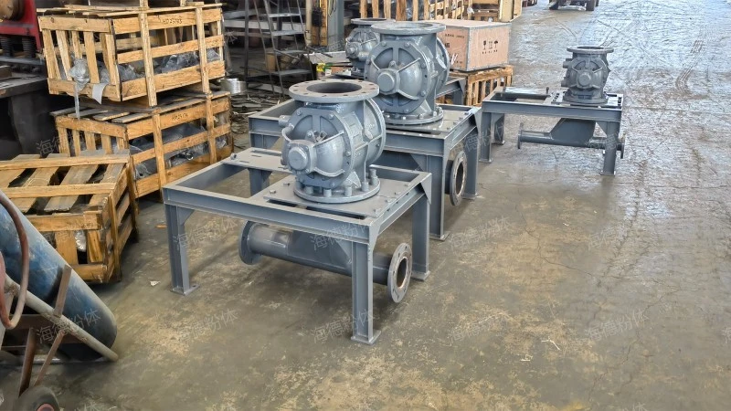 Hanging rotary feeder