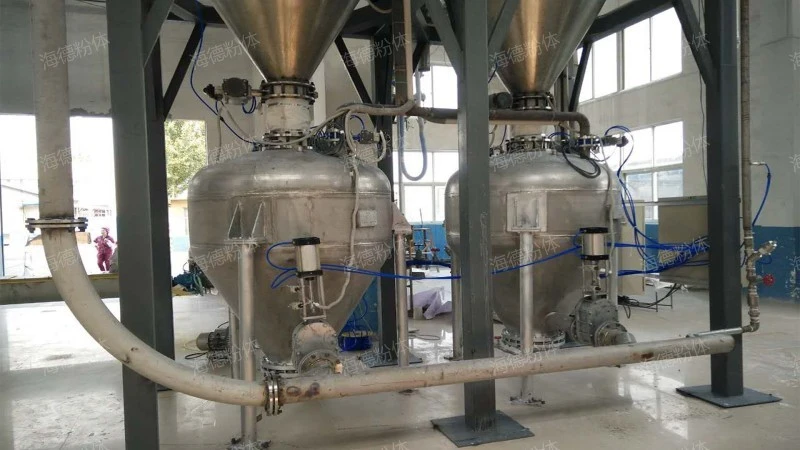 Pneumatic conveying of phosphorus pentachloride