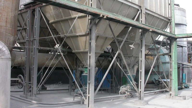 Calcium oxide powder conveying equipment