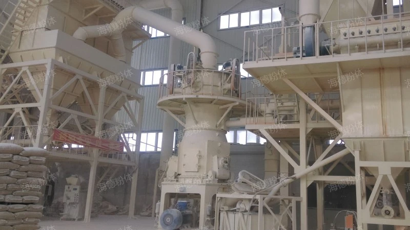 Lithium battery raw material conveying equipment
